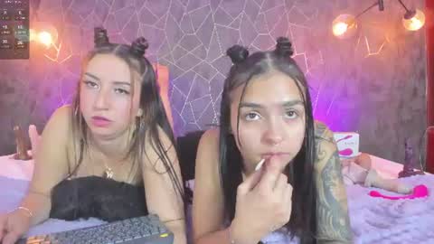 LEIGH ANGELS online show from July 31, 10:48 pm