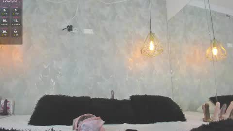 LEIGH ANGELS online show from August 11, 6:54 pm