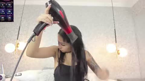LEIGH ANGELS online show from August 15, 7:18 pm