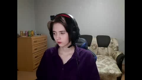 Viola online show from May 19, 9:15 pm