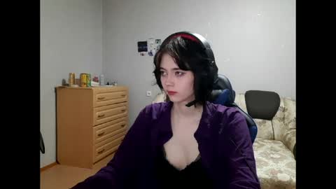 Viola online show from May 20, 11:39 pm