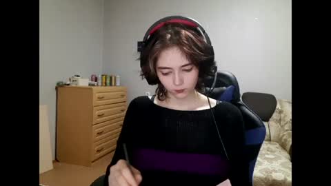 Viola online show from June 14, 9:01 pm