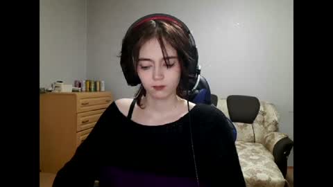Viola online show from June 15, 1:36 am