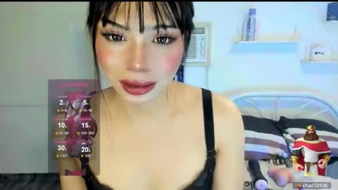 leighottie online show from April 25, 2:56 pm