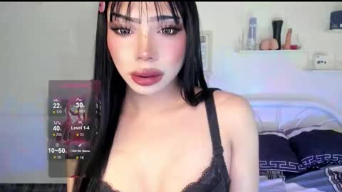 leighottie online show from April 26, 1:29 pm