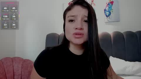 leilacole online show from August 8, 12:49 pm