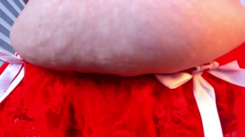 Leila online show from August 13, 3:48 pm