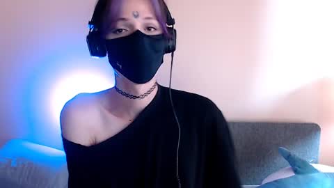 lekkj online show from July 24, 6:05 am