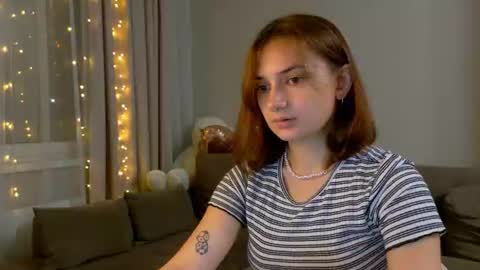Lelia online show from July 29, 8:38 pm