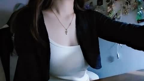 lemon8386 online show from July 28, 4:35 pm