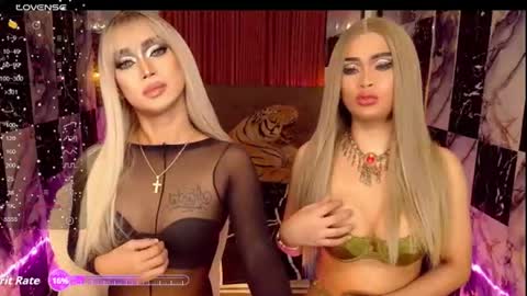 lemonass_ online show from June 30, 1:56 pm