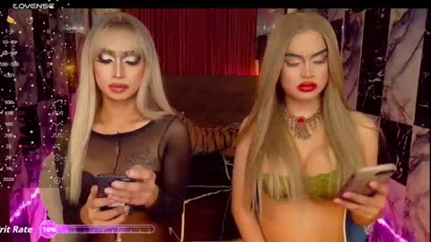 lemonass_ online show from July 1, 8:32 pm