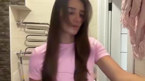 Lena online show from August 14, 1:37 pm