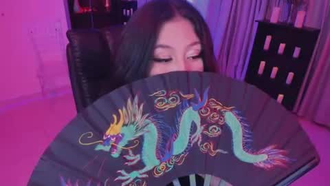 Lenna Kang online show from August 14, 10:35 pm