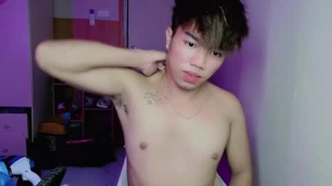 lenacute online show from July 31, 7:41 pm