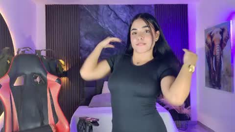 lenna_s online show from July 15, 8:26 am