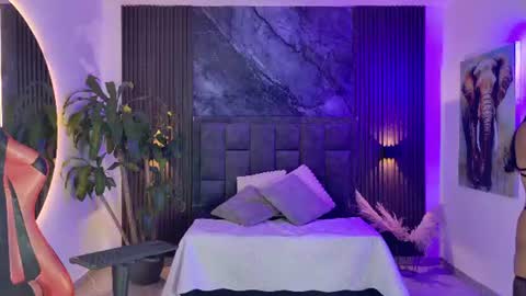 lennaa_s online show from July 17, 10:43 pm