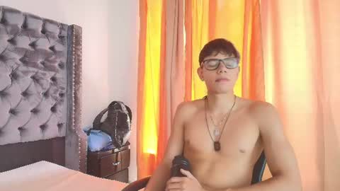 LENNY online show from August 13, 5:05 pm