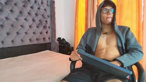 LENNY online show from August 18, 2:01 pm