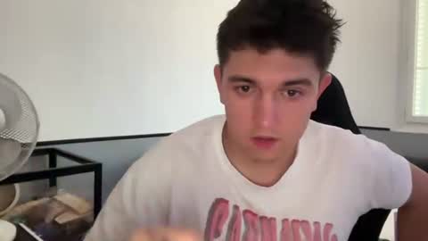 leo0606215417 online show from July 20, 11:35 am