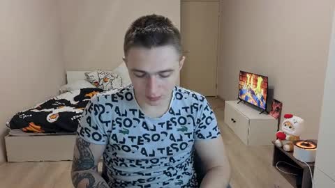 leo__miller online show from July 6, 7:39 pm