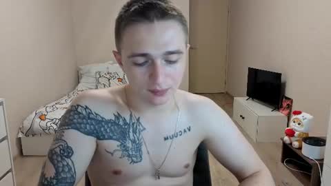 leo__miller online show from July 7, 8:46 pm