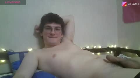 leo_cutie online show from May 2, 7:46 am