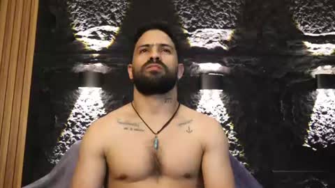 Leo  Diaz online show from August 6, 1:15 am