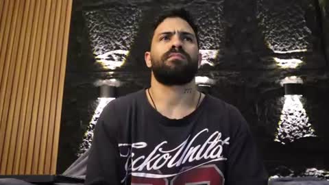 Leo  Diaz online show from August 7, 10:54 pm