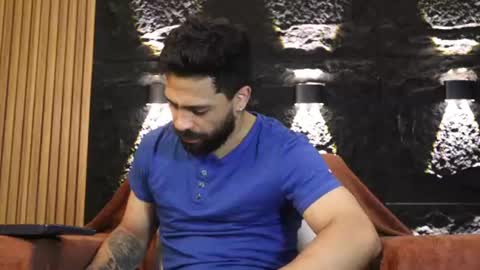 Leo  Diaz online show from August 12, 1:41 am