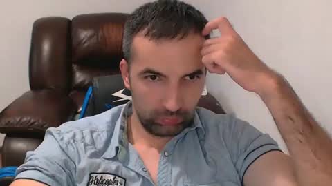 Leo Gianni online show from August 3, 11:01 pm