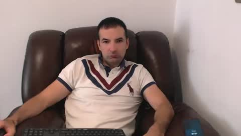 Leo Gianni online show from August 9, 10:16 am
