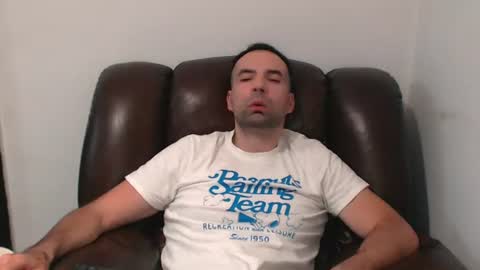 Leo Gianni online show from August 13, 8:23 pm