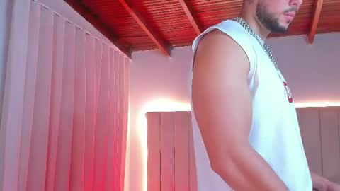 Leo online show from August 3, 12:45 pm