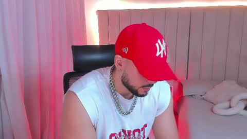 Leo online show from August 3, 4:03 pm