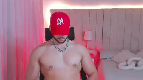 Leo online show from August 3, 7:21 pm