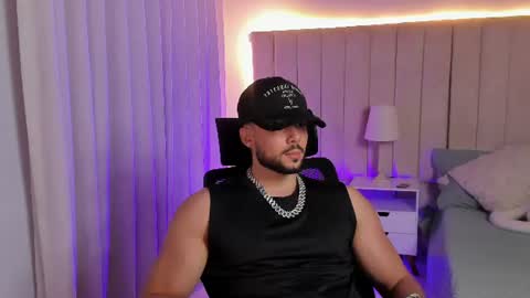 Leo online show from August 5, 3:32 pm