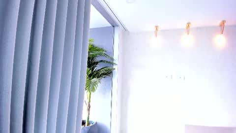 Leo online show from August 12, 5:59 pm