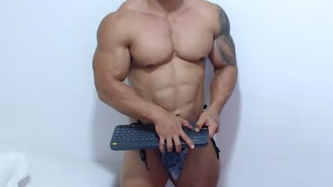 Leo online show from July 30, 12:07 am