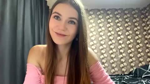 Lina online show from August 3, 10:22 am