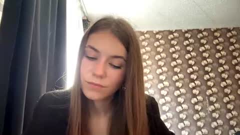 Lina online show from August 4, 10:23 am