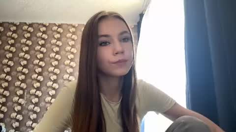 Lina online show from August 11, 7:10 am