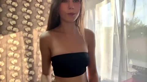 Lina online show from August 13, 11:57 am