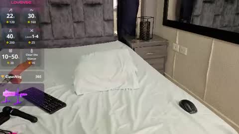 leomonnroe online show from August 8, 12:43 am