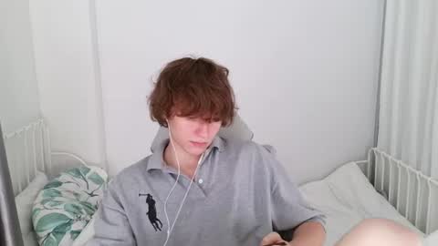 Leon online show from June 28, 1:08 am