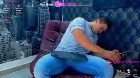 Leon Smoron online show from August 2, 12:50 am