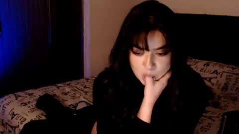 leona_12 online show from June 19, 2:33 am