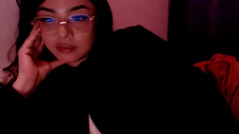 leona_12 online show from August 12, 4:37 am