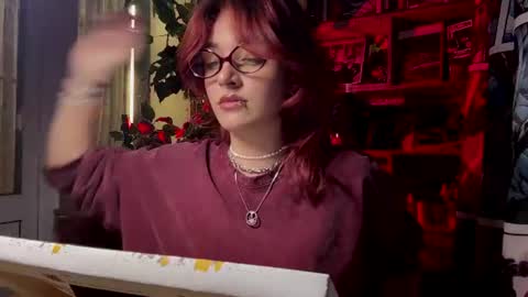 Leona online show from September 7, 4:46 pm