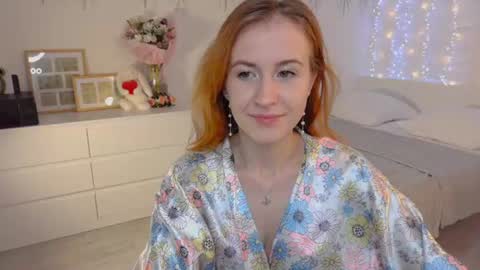 LEONA online show from August 9, 11:50 pm